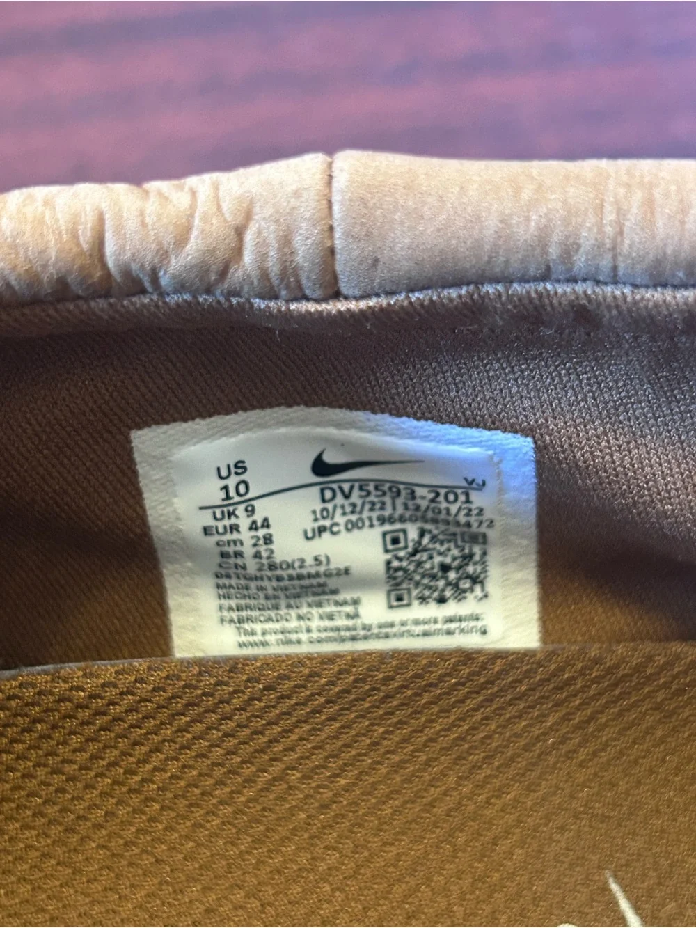 Men’s Nike Moc Flow SP x UNDERCOVER Sneakers in Ale Brown / Team Royal / White